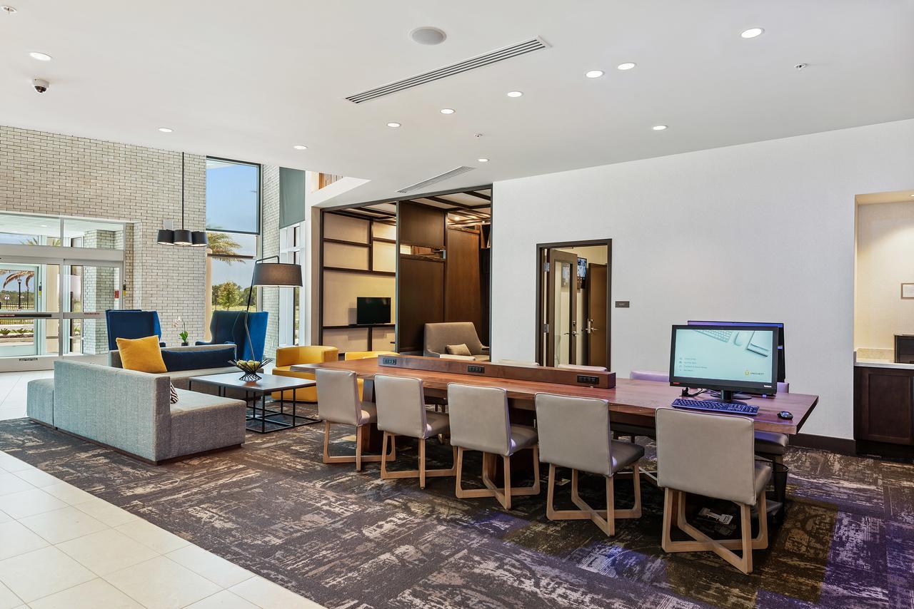 Hyatt Place Tampa/Wesley Chapel Lutz Exterior photo